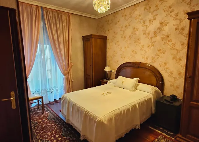 招待所 罗雷亚旅馆 2*